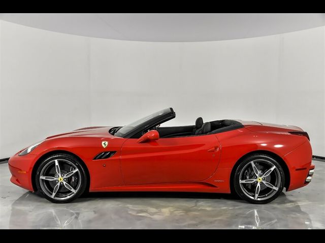 2013 Ferrari California Base