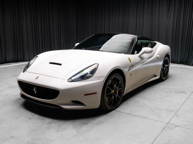 2013 Ferrari California Base