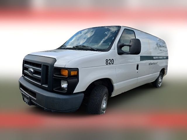 2013 Ford Econoline 