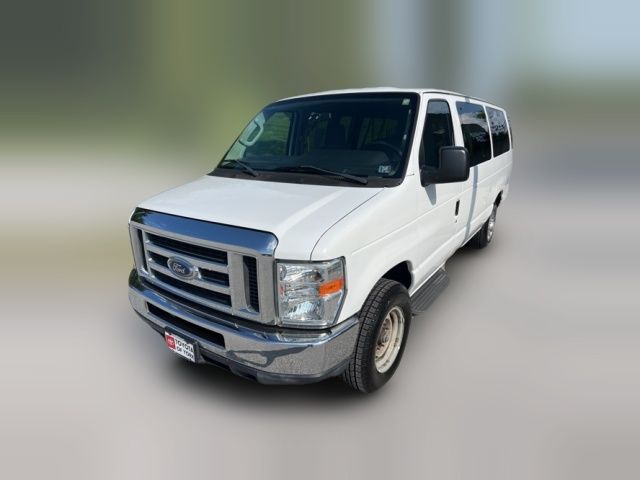 2013 Ford Econoline XLT