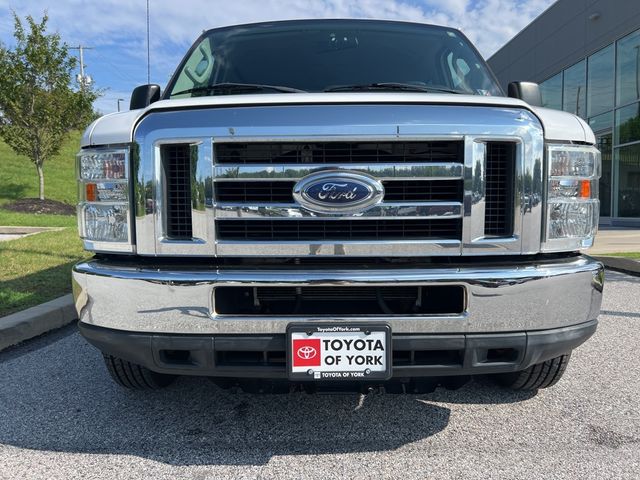 2013 Ford Econoline XLT