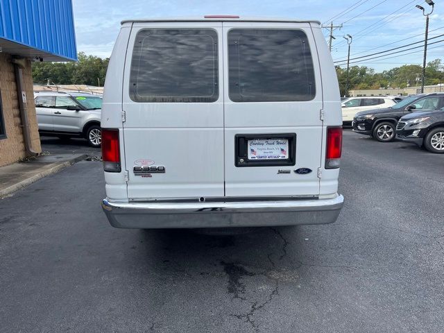 2013 Ford Econoline XLT