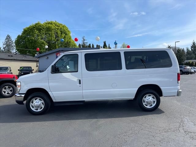 2013 Ford Econoline XLT