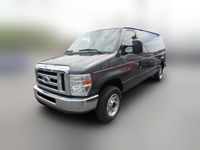 2013 Ford Econoline 