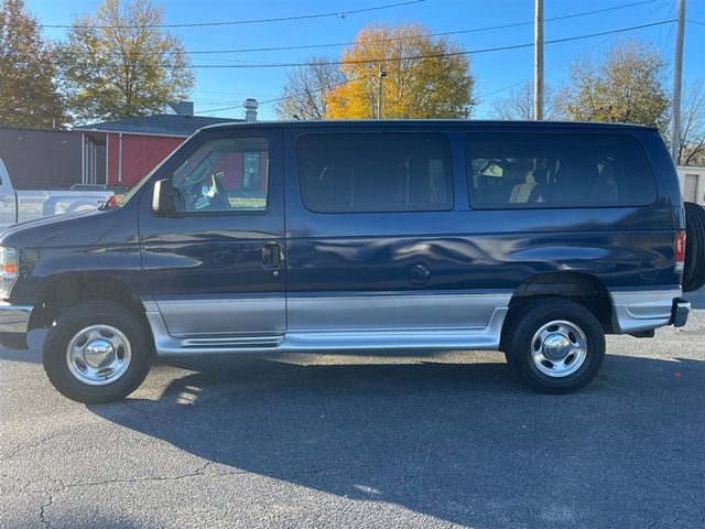 2013 Ford Econoline 