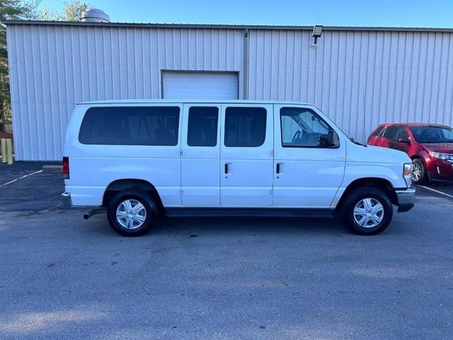 2013 Ford Econoline XLT