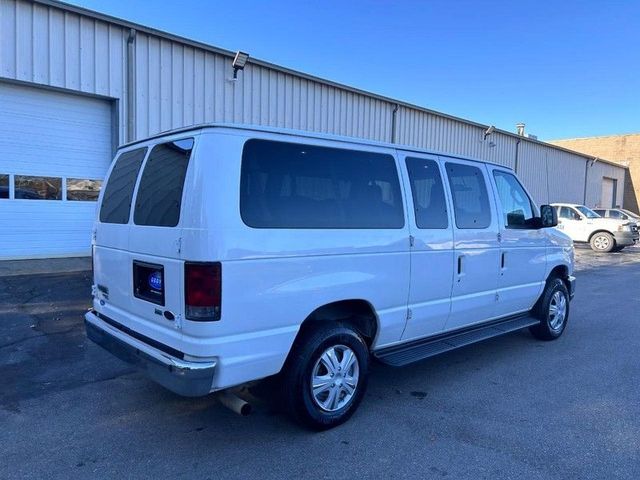 2013 Ford Econoline XLT