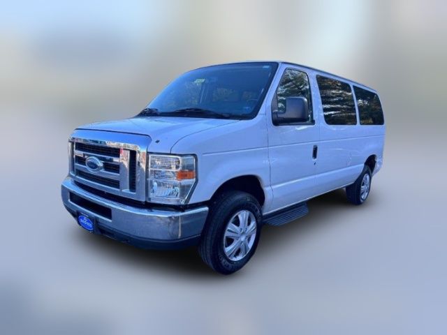 2013 Ford Econoline XLT