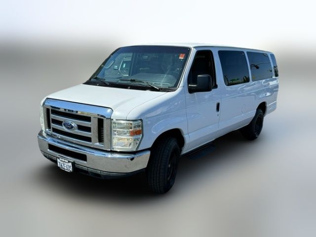 2013 Ford Econoline XLT