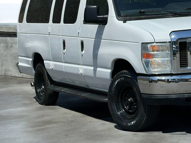 2013 Ford Econoline XLT