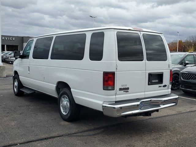 2013 Ford Econoline XLT