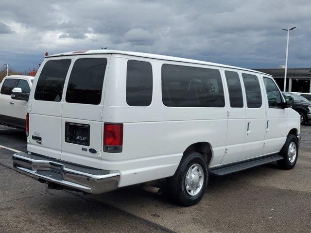 2013 Ford Econoline XLT