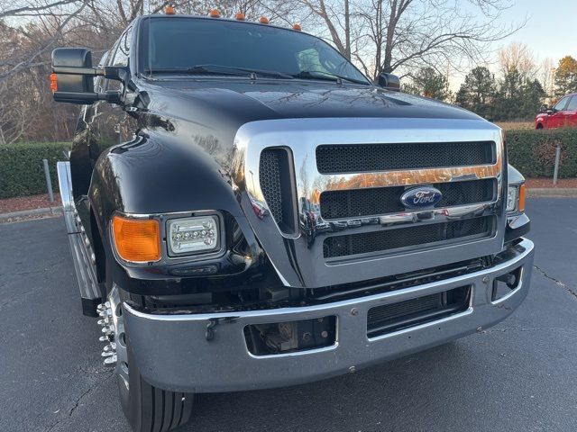 2013 Ford F-750 XLT Straight Frame