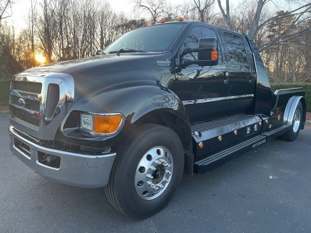 2013 Ford F-750 XLT Straight Frame