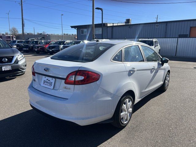 2013 Ford Fiesta SE