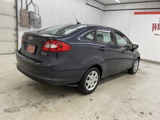 2013 Ford Fiesta SE