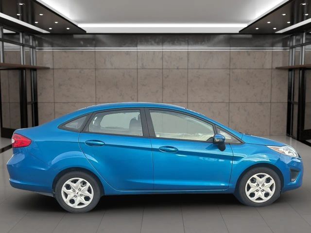 2013 Ford Fiesta SE