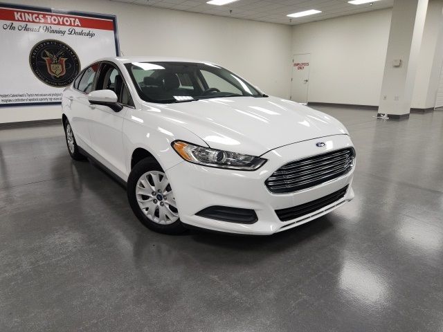 2013 Ford Fusion S