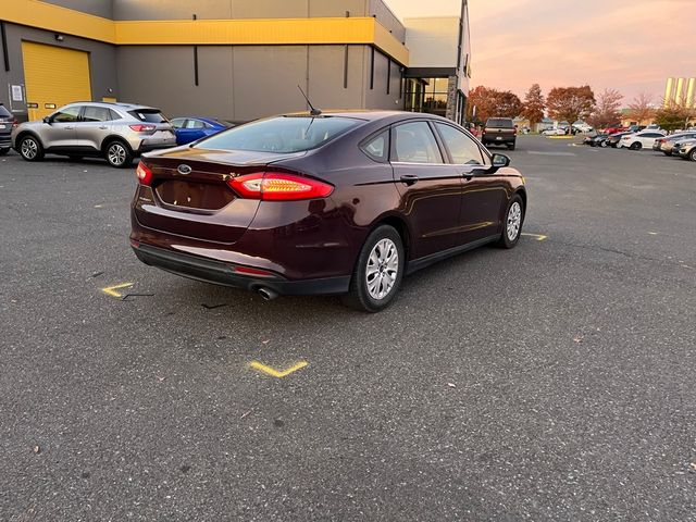 2013 Ford Fusion S