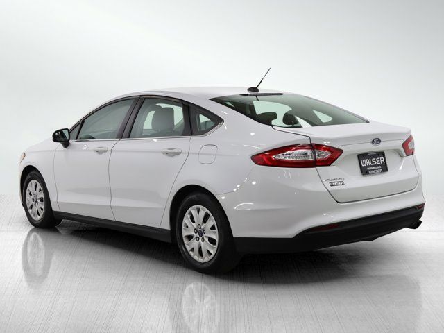 2013 Ford Fusion S