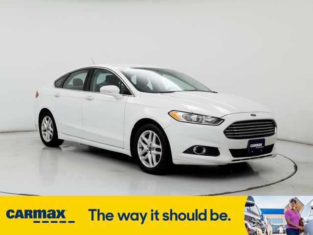 2013 Ford Fusion SE