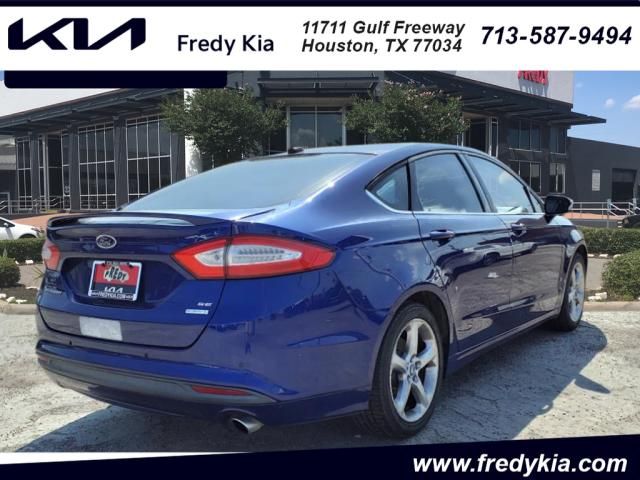 2013 Ford Fusion SE