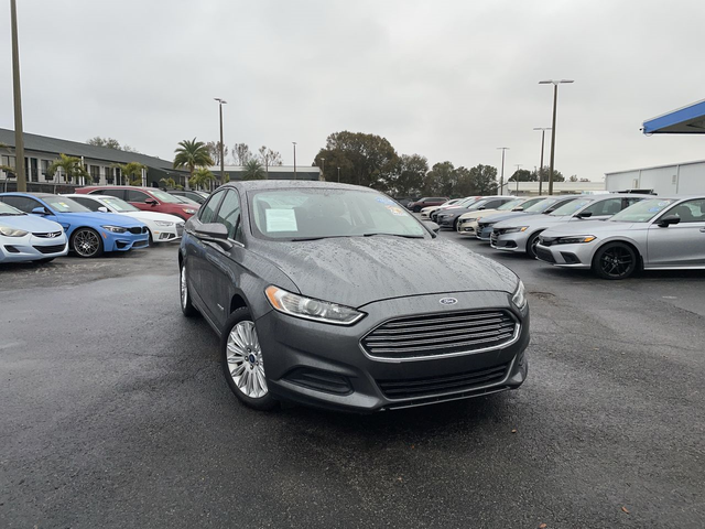 2013 Ford Fusion Hybrid SE