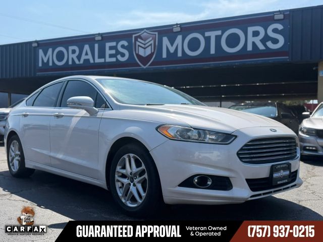 2013 Ford Fusion SE