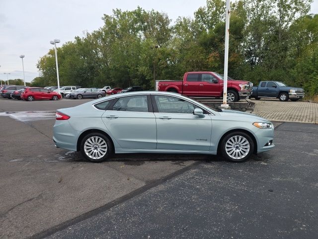 2013 Ford Fusion Hybrid SE