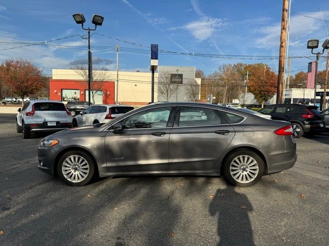 2013 Ford Fusion Hybrid SE