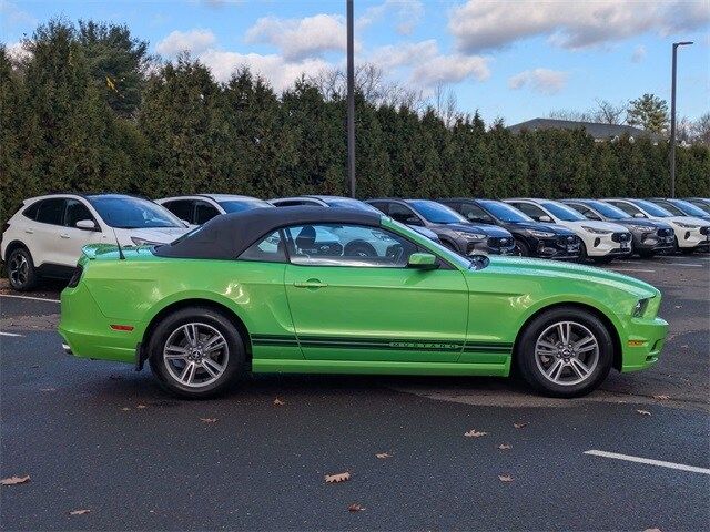 2013 Ford Mustang V6 Premium