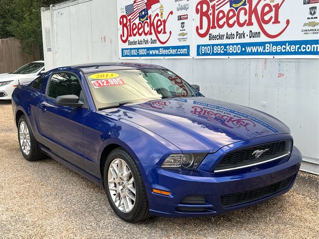 2013 Ford Mustang V6