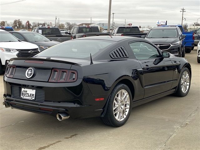 2013 Ford Mustang V6