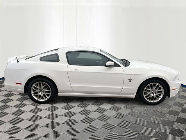 2013 Ford Mustang V6