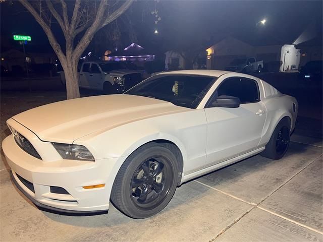 2013 Ford Mustang V6