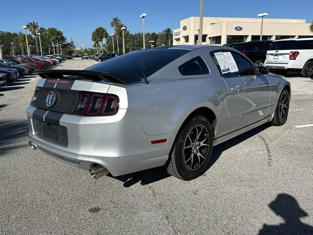 2013 Ford Mustang V6