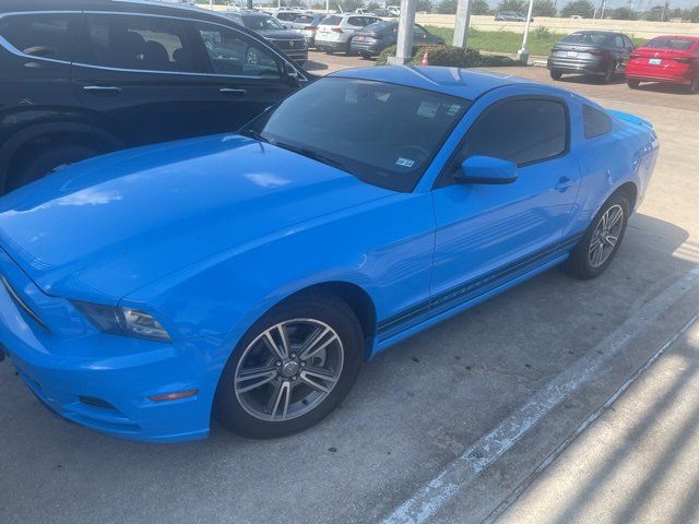 2013 Ford Mustang V6