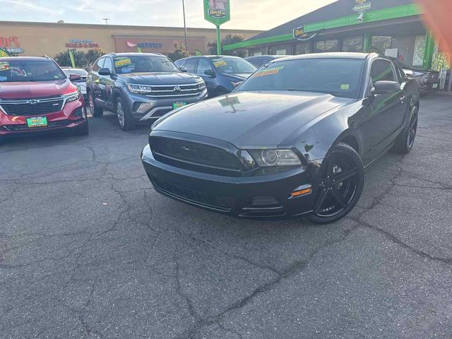 2013 Ford Mustang V6