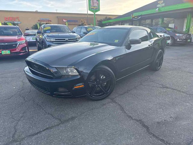 2013 Ford Mustang V6