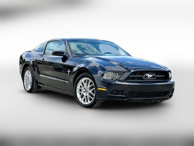 2013 Ford Mustang V6