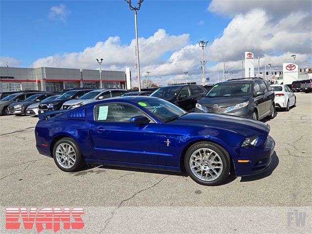 2013 Ford Mustang V6