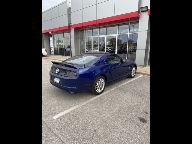 2013 Ford Mustang V6