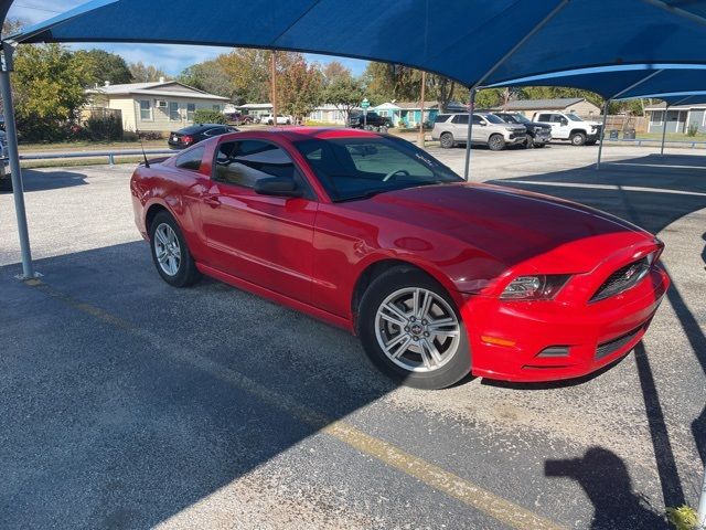 2013 Ford Mustang V6