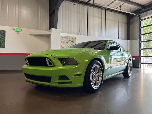 2013 Ford Mustang V6