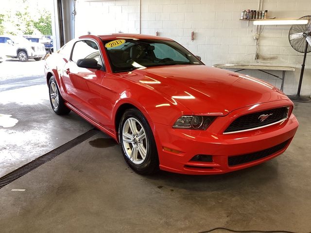 2013 Ford Mustang V6