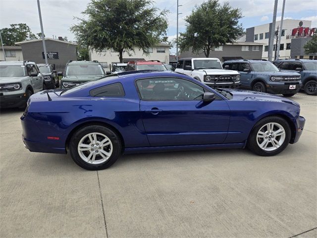 2013 Ford Mustang V6