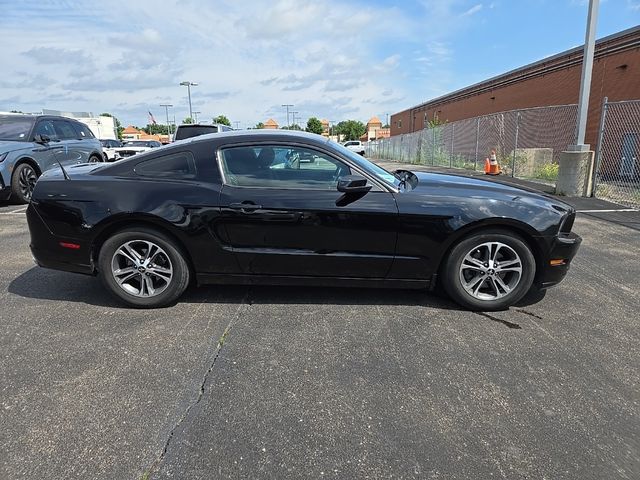 2013 Ford Mustang V6