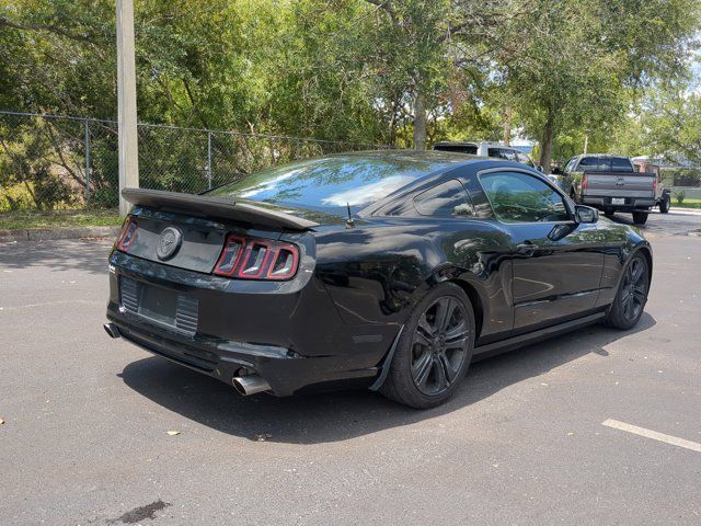 2013 Ford Mustang V6