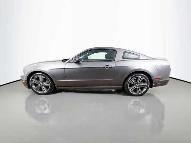 2013 Ford Mustang V6