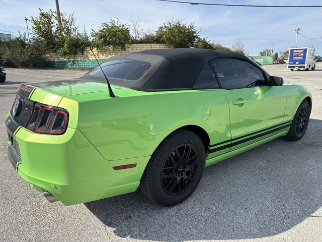 2013 Ford Mustang V6